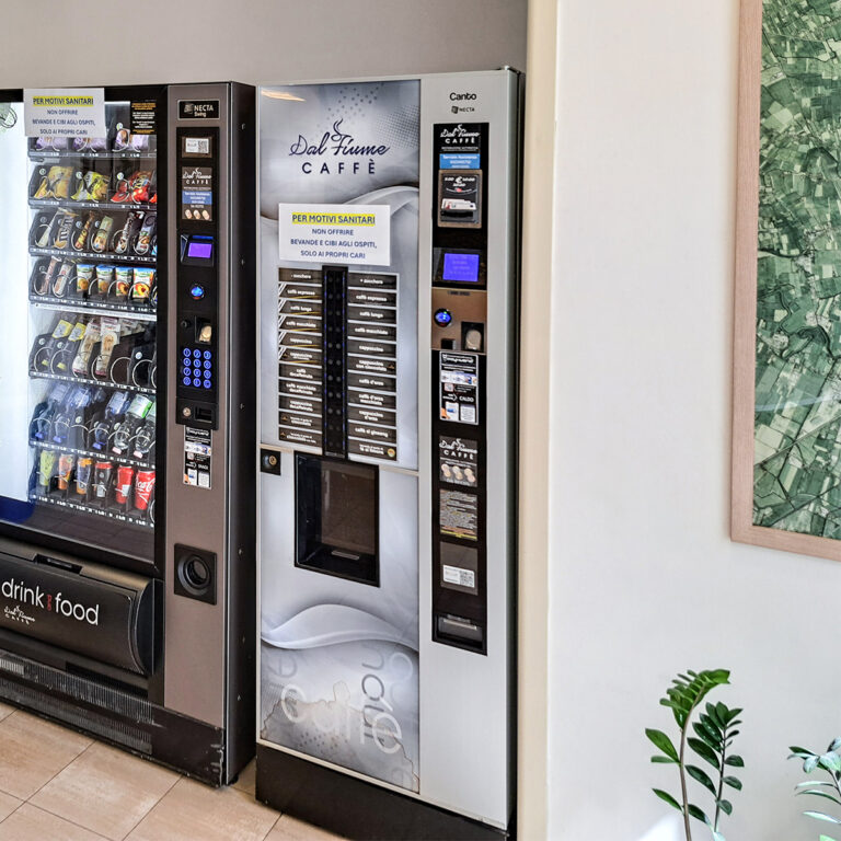 Installazione distributore automatico 01