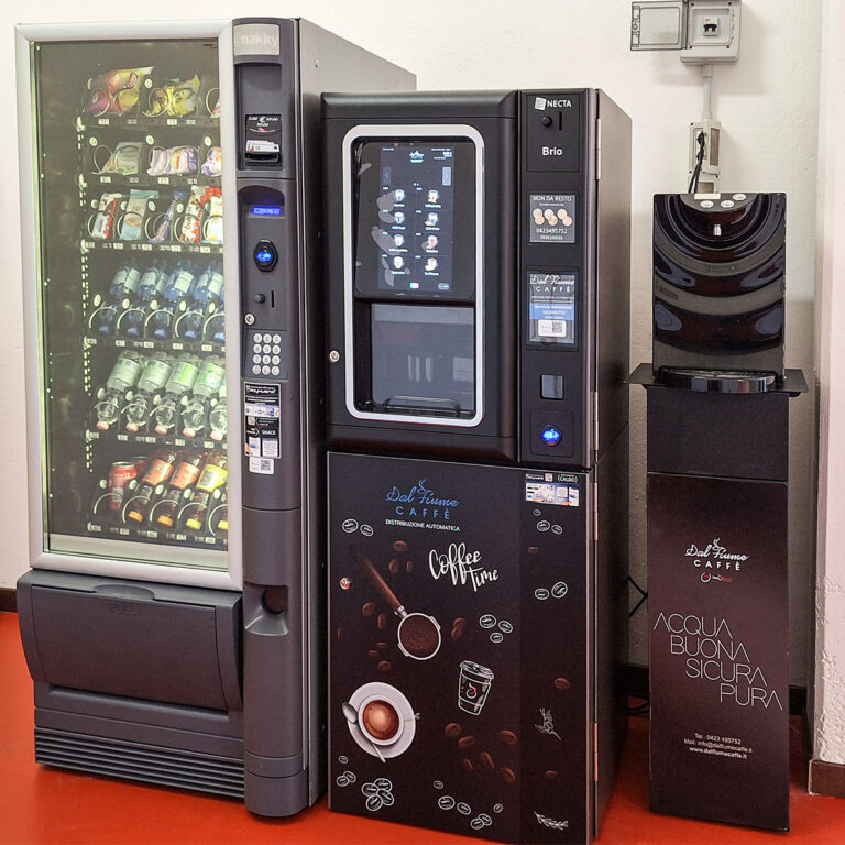 Installazione distributore automatico 02